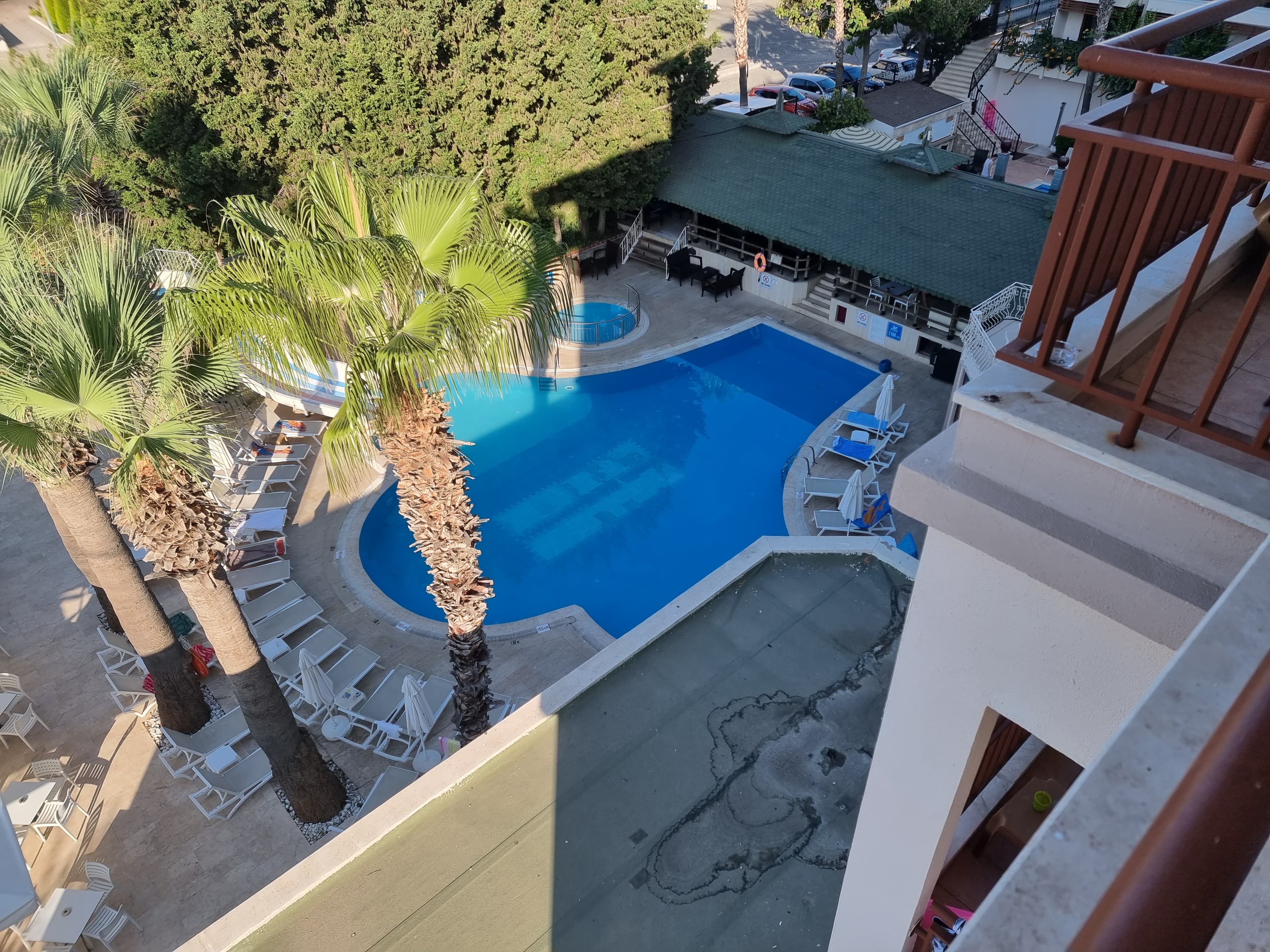 Sun Beach Hotel - photo 3