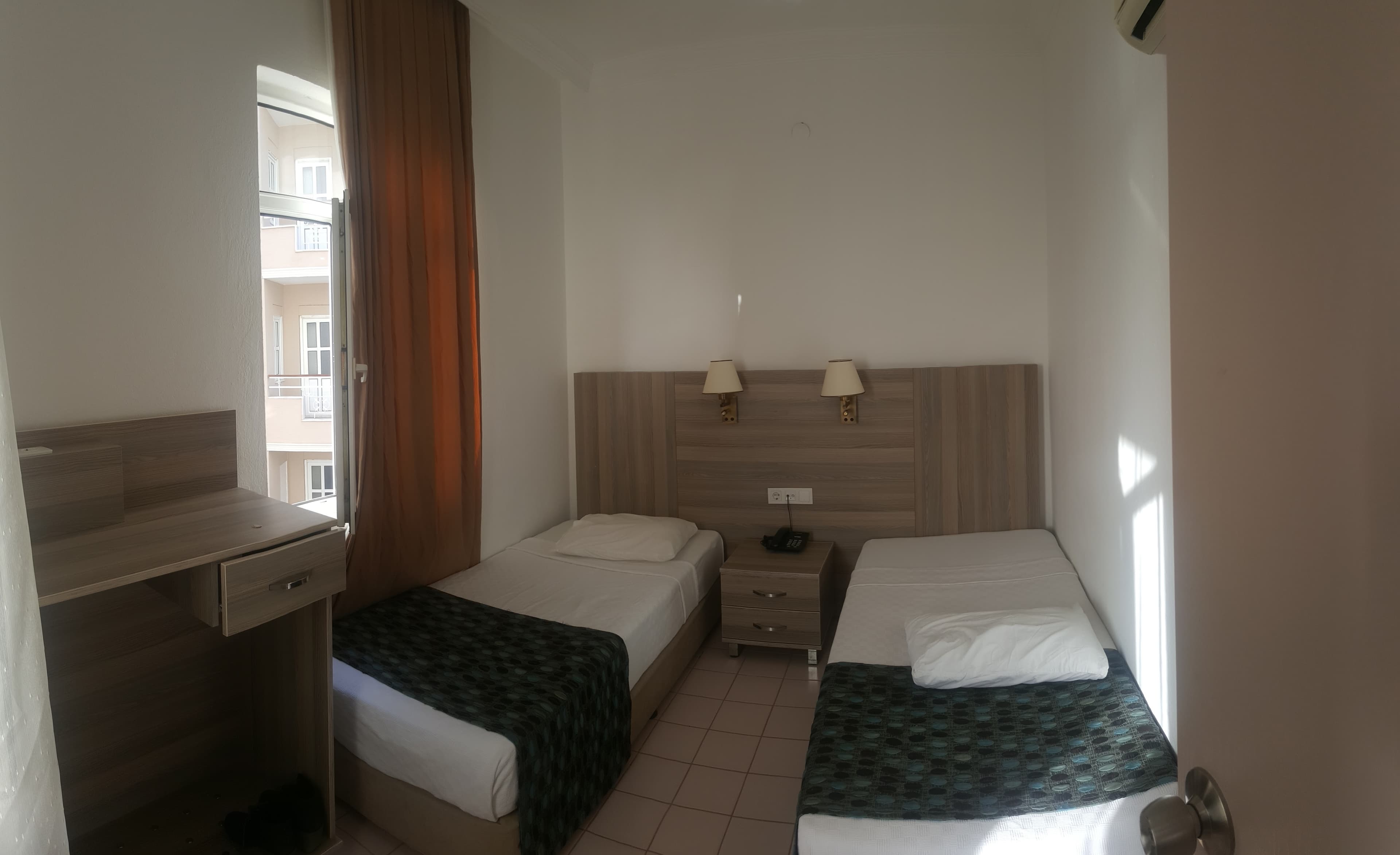 Sun Flower Apart Hotel - photo 2