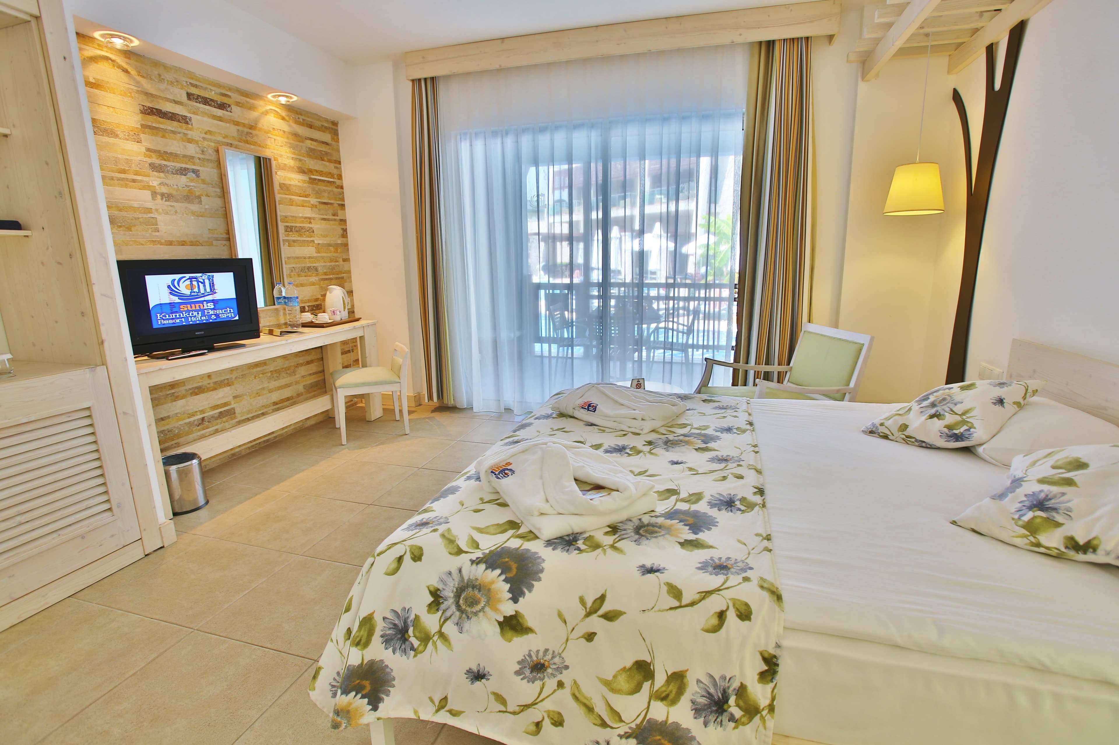 Sunis Kumkoy Beach Resort & Spa - photo 2