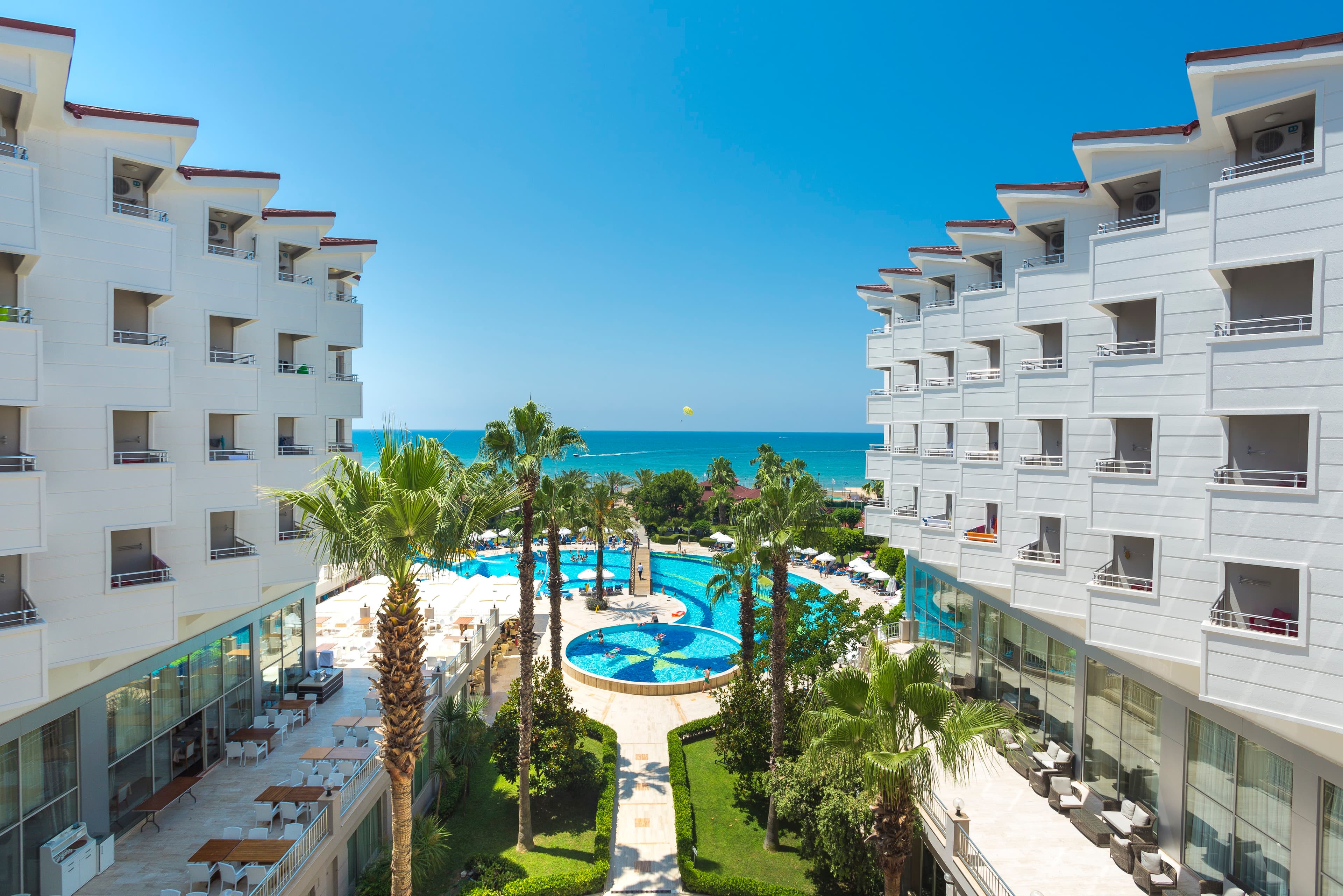 Hotel Terrace Beach Resort - photo 5