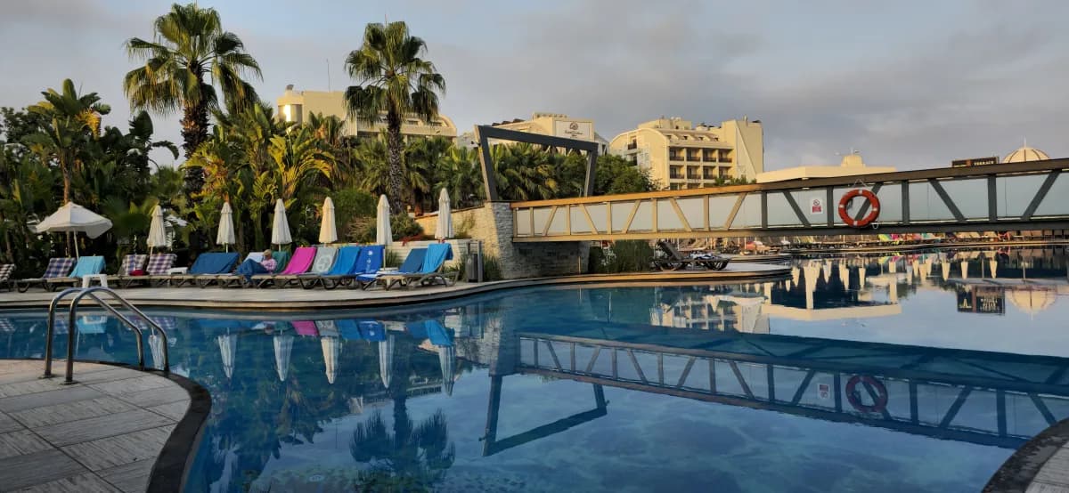 Terrace Elite Resort - photo 3