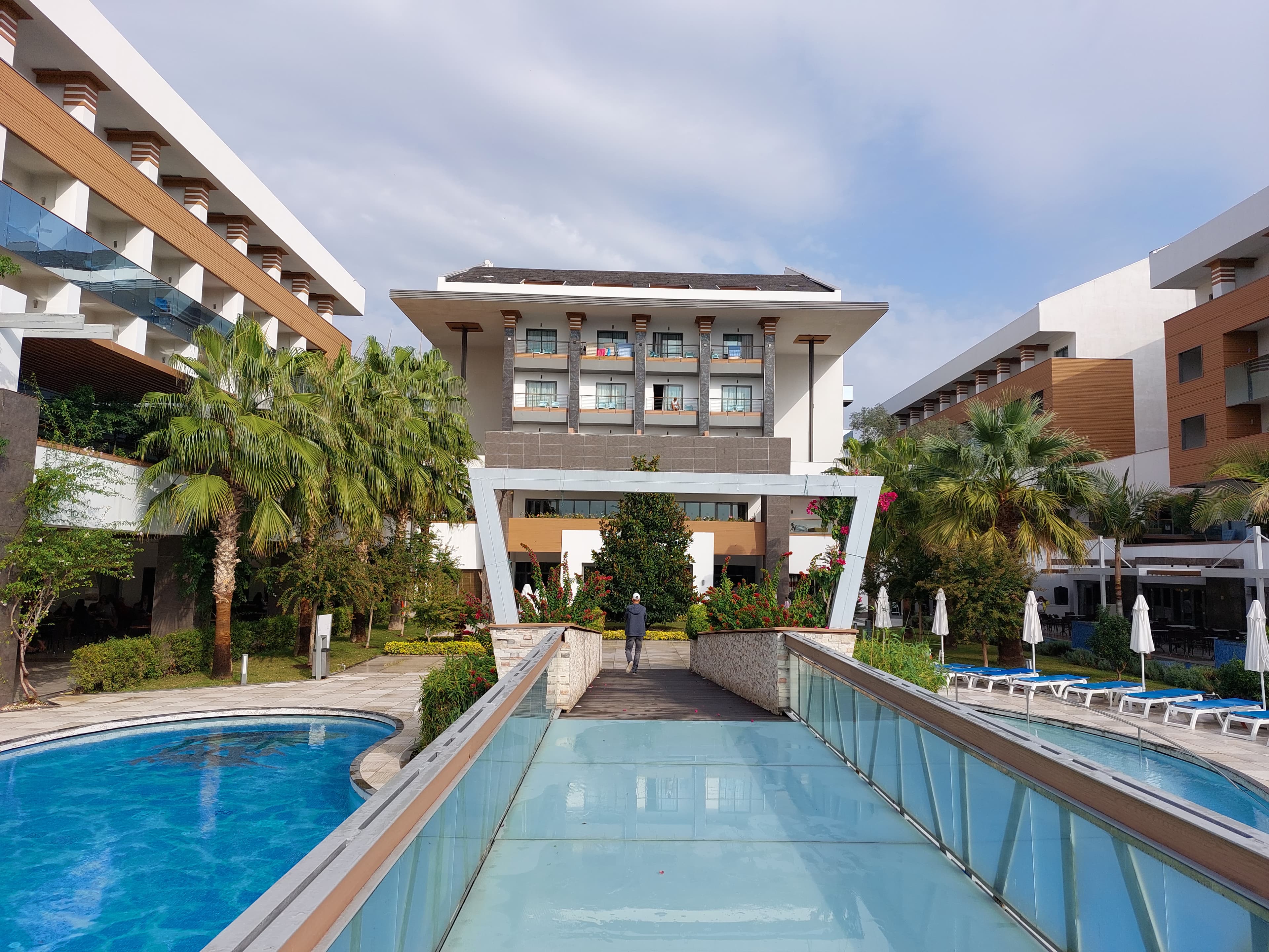 Terrace Elite Resort - photo 9