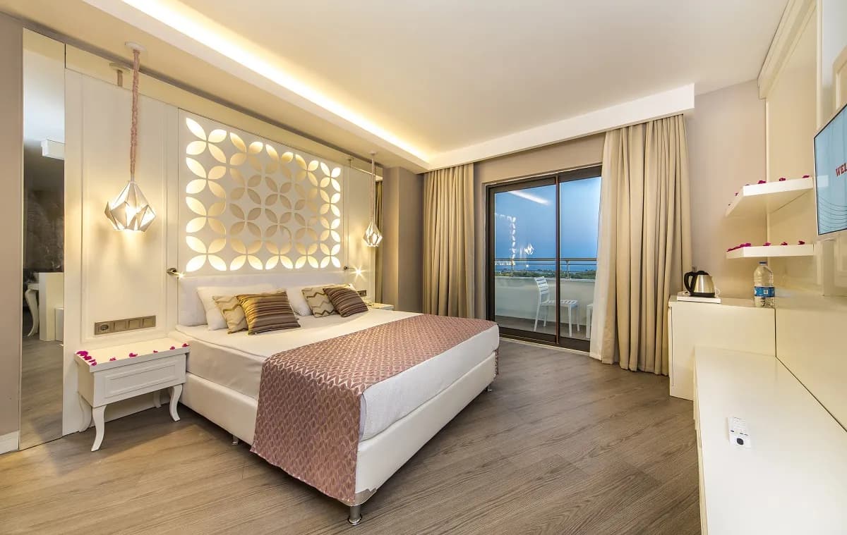 Diamond Premium Hotel & Spa Hotel - photo 2