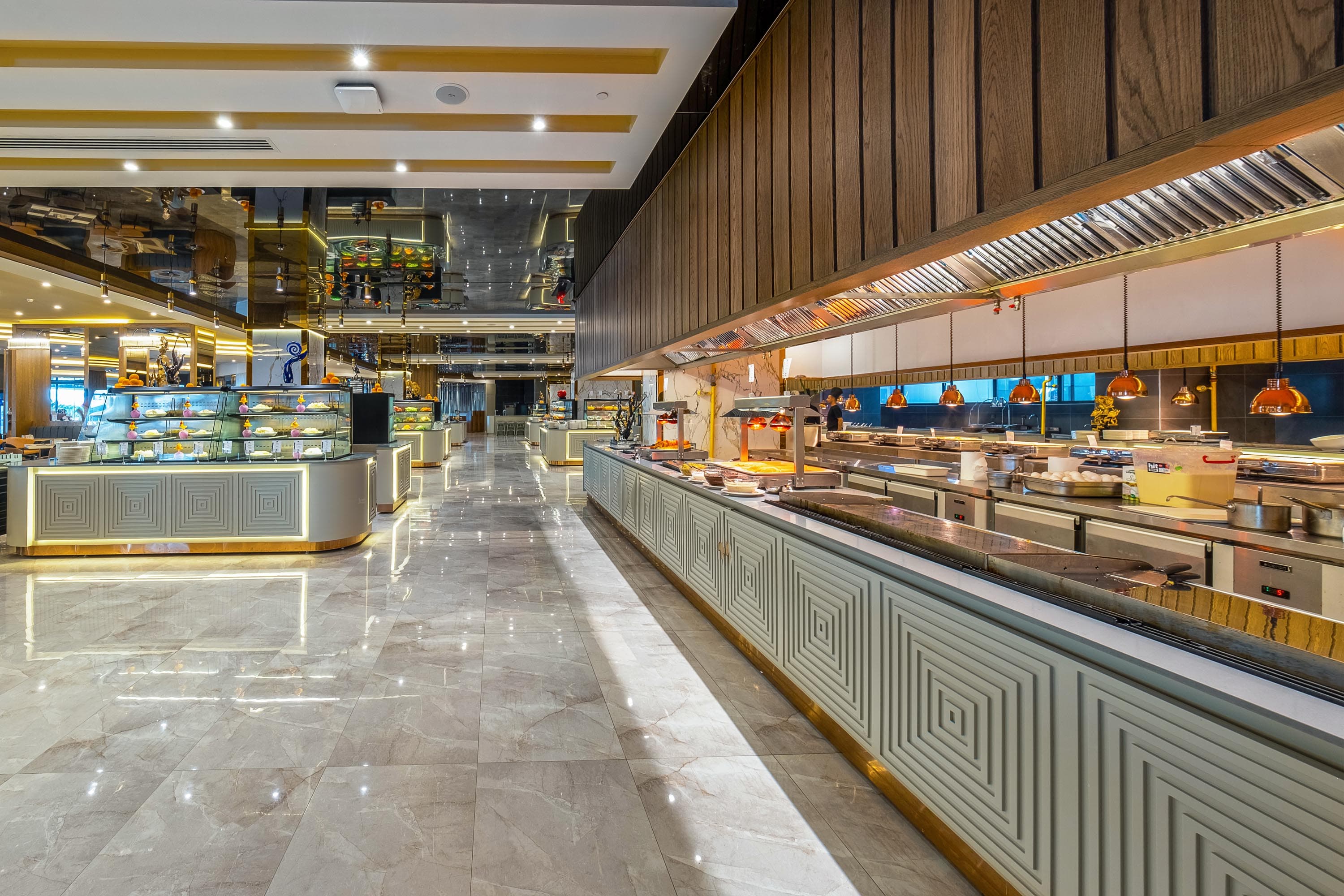 LAGO HOTEL - photo 5