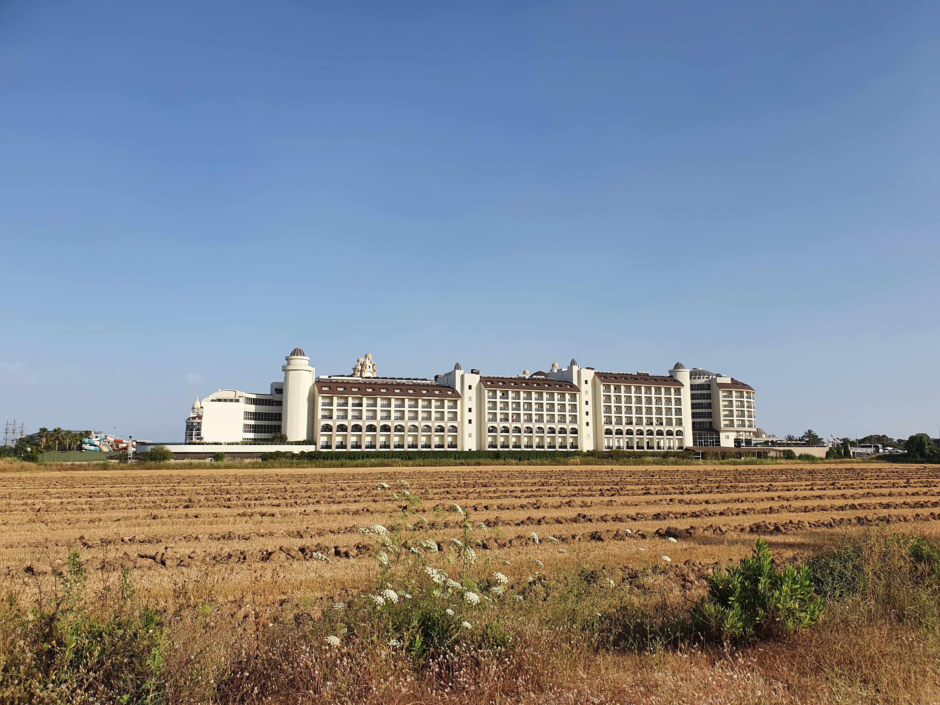 PORT RIVER HOTEL & SPA