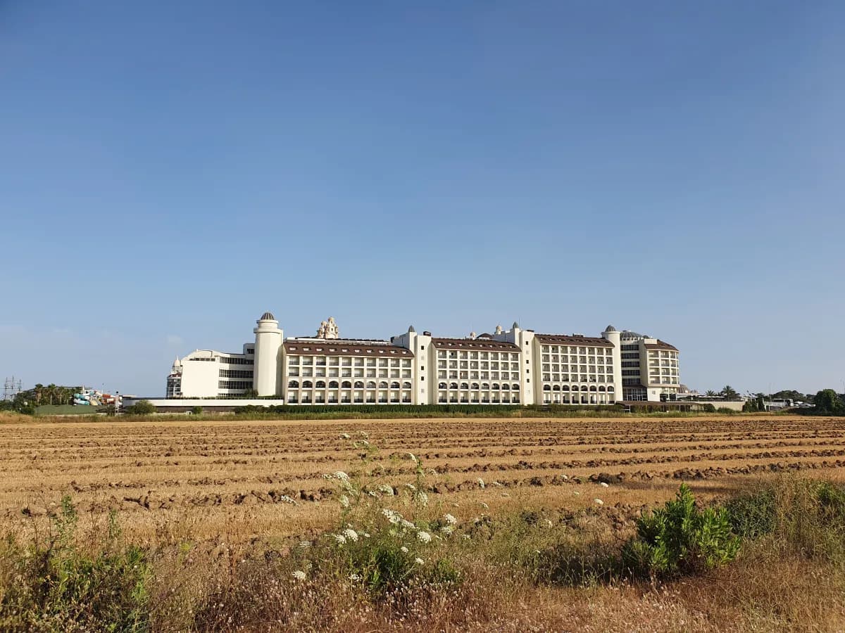 PORT RIVER HOTEL & SPA