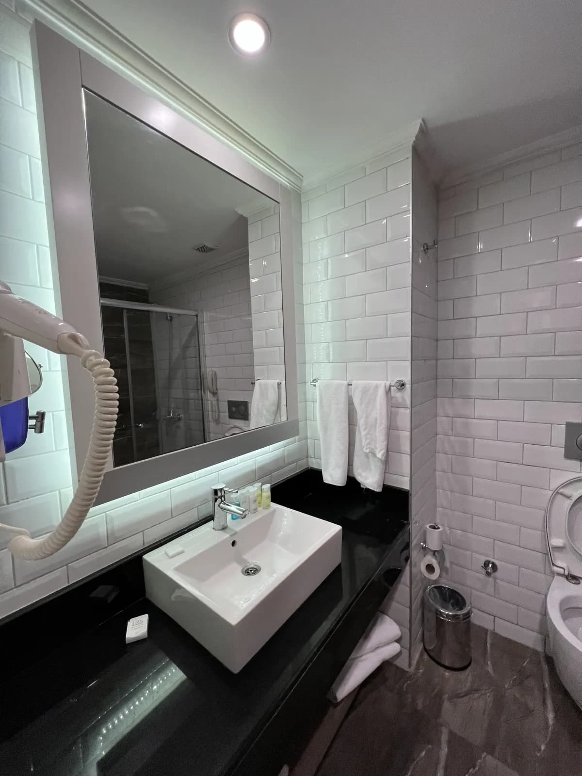 PORT RIVER HOTEL & SPA - photo 4