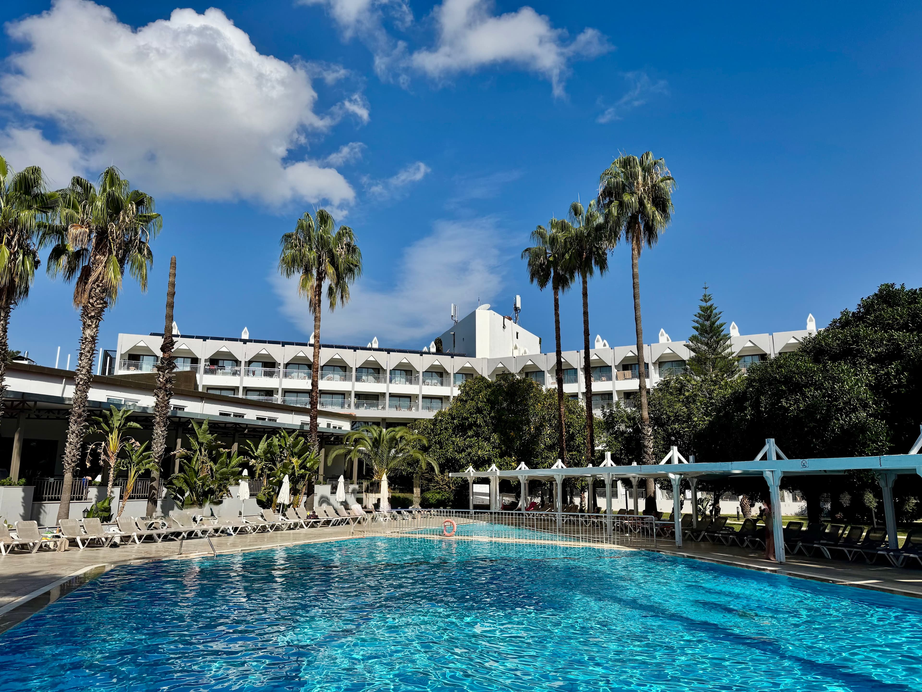 Serra Park Hotel - photo 3
