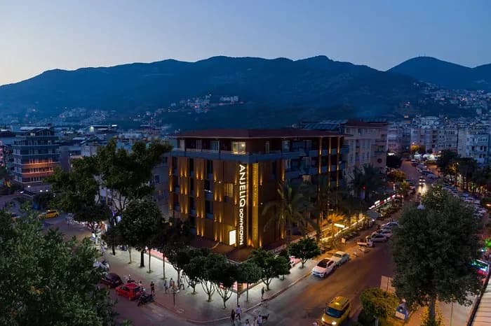 Anjelıq Downtown Hotel
