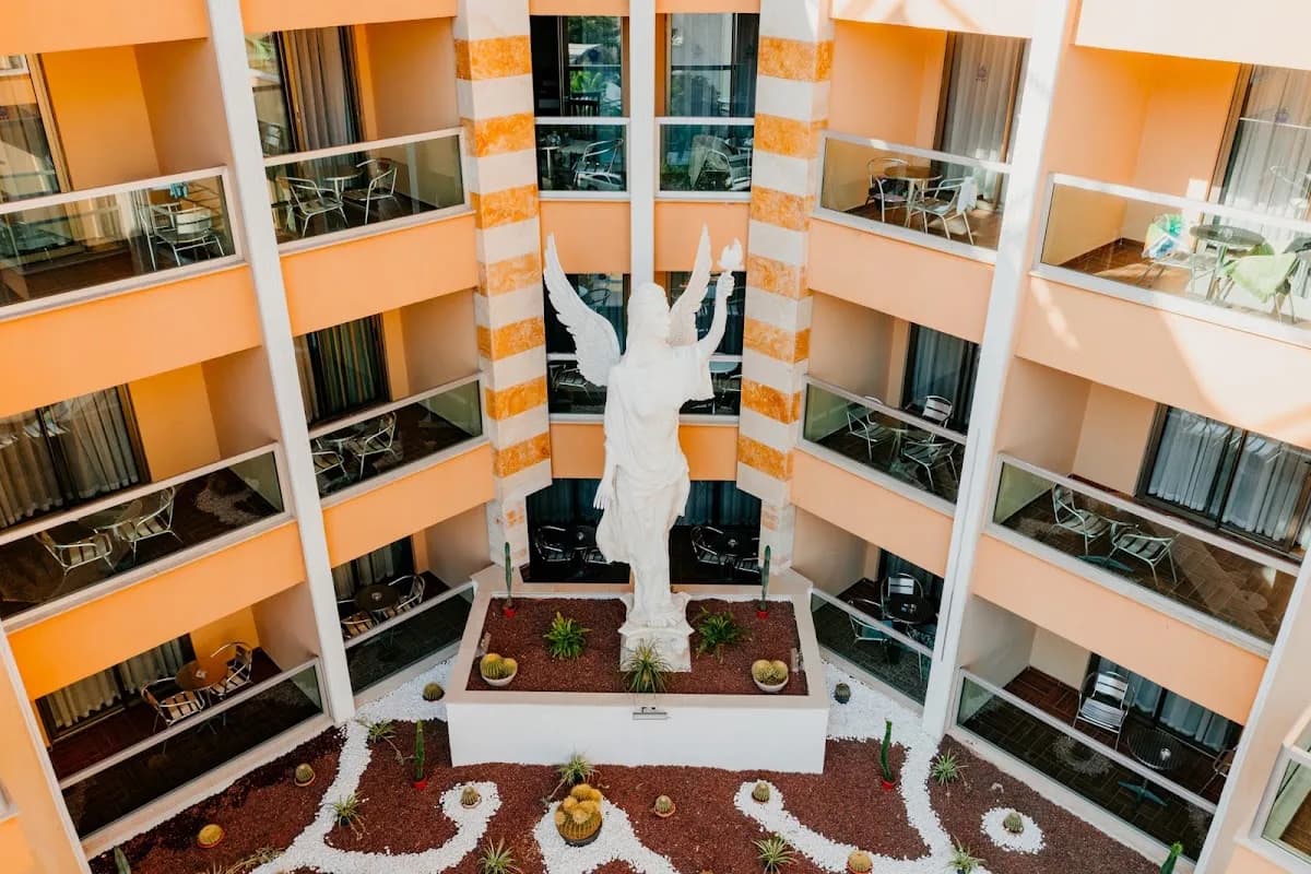 TAÇ Premier Hotel & Spa - photo 10