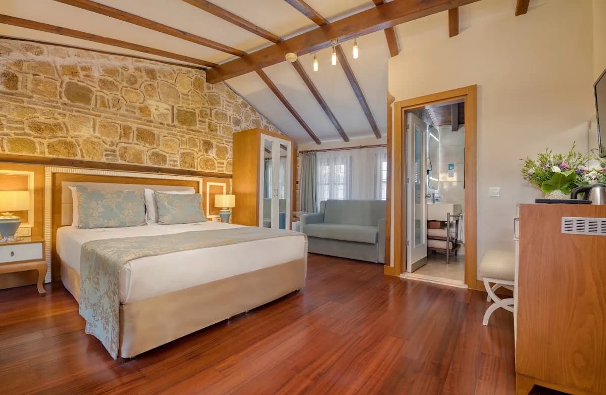 Doğan Hotel - photo 2