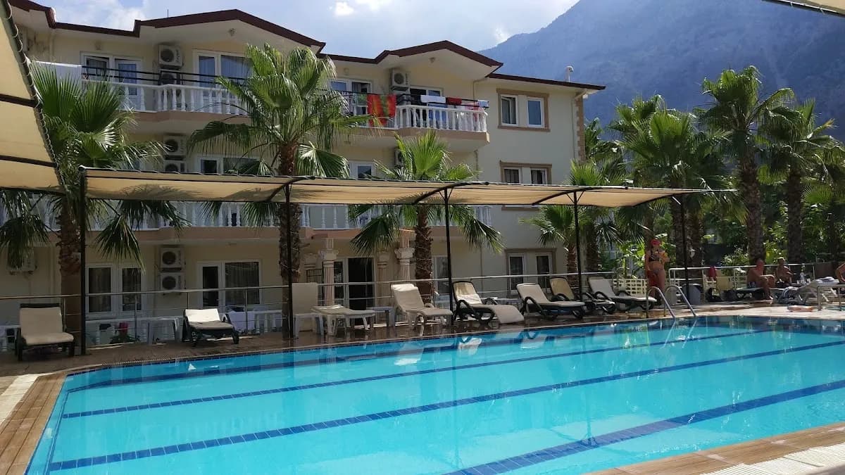 Özer Park Hotel