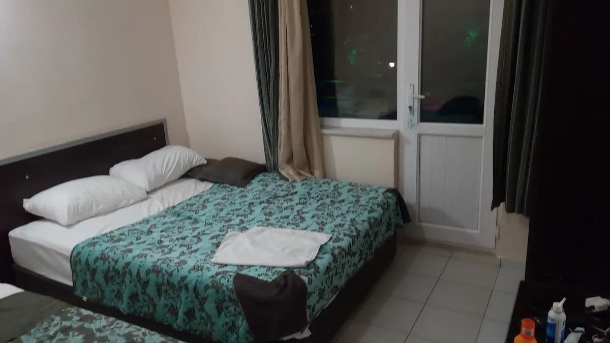 Özer Park Hotel - photo 2