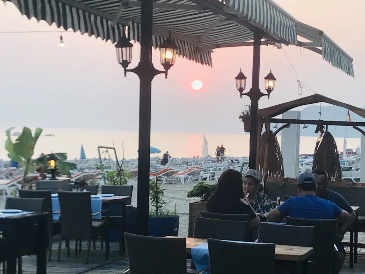 Azak Beach Otel - photo 8