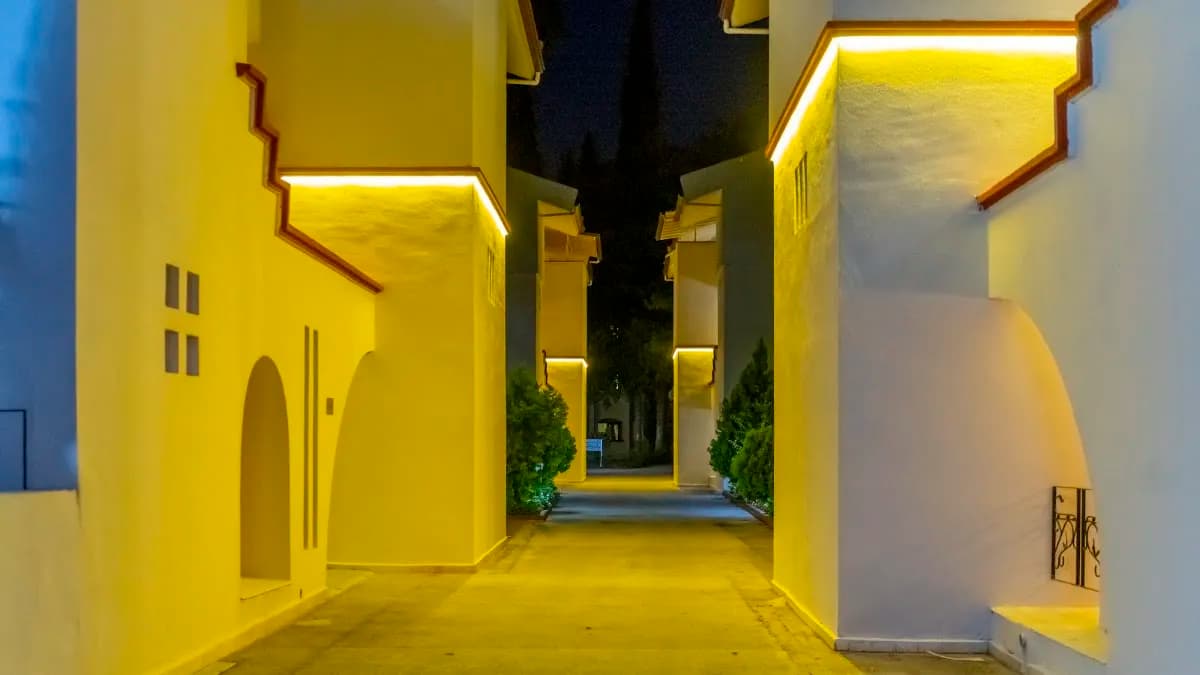 Queen's Park Hotels - photo 8