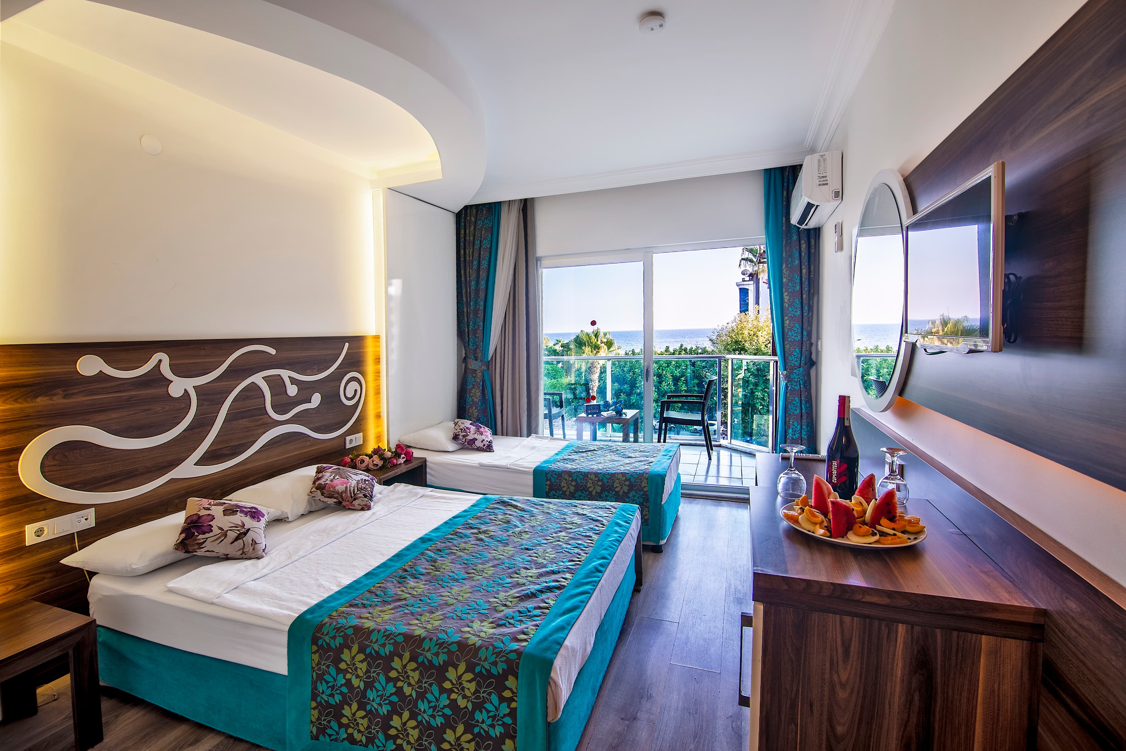 Kleopatra Blue Hawaii Hotel - photo 2