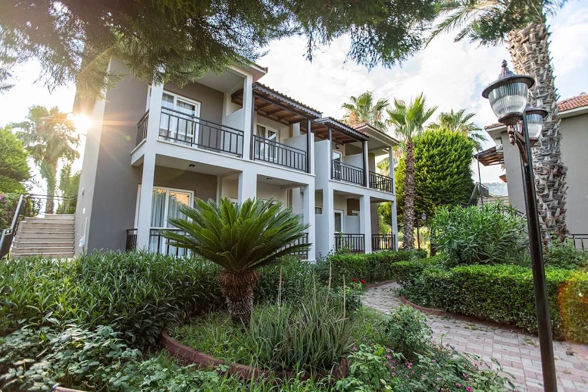 MİRAMOR GARDEN RESORT - photo 8
