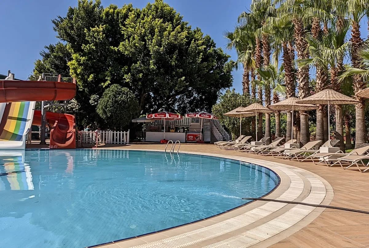 UK BEACH HOTEL KİRİŞ - photo 3