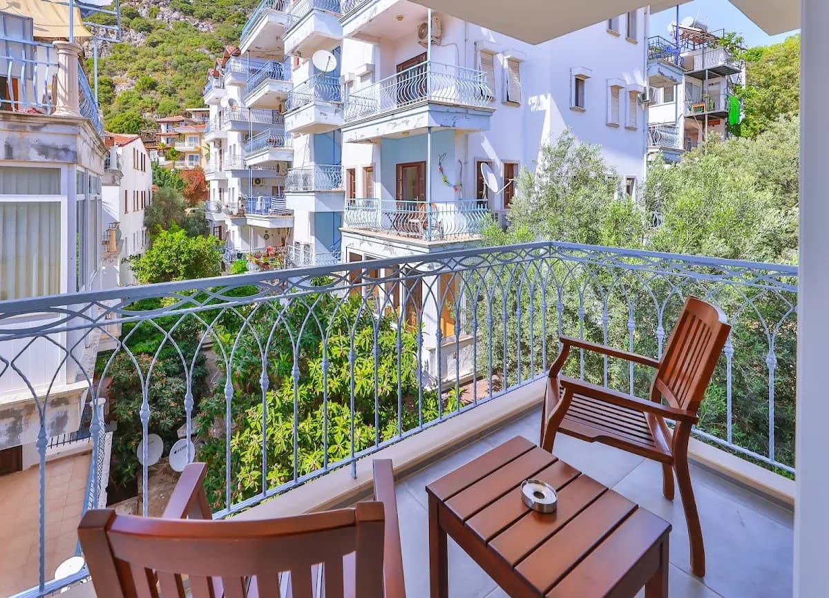 Luvi Kaş Otel (16+)