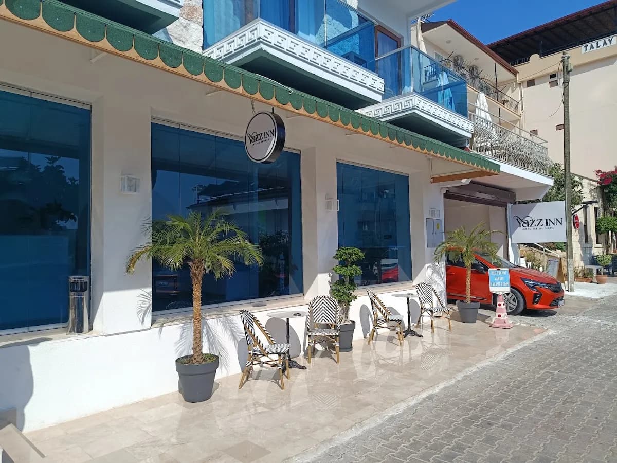 Yazz Inn - photo 5