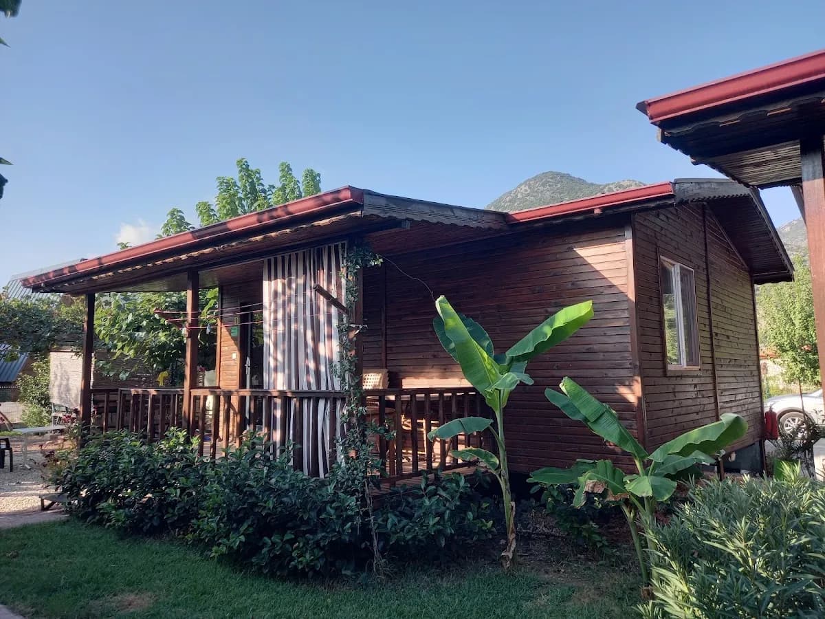 ADRASAN SİDERYA APART EVLERİ