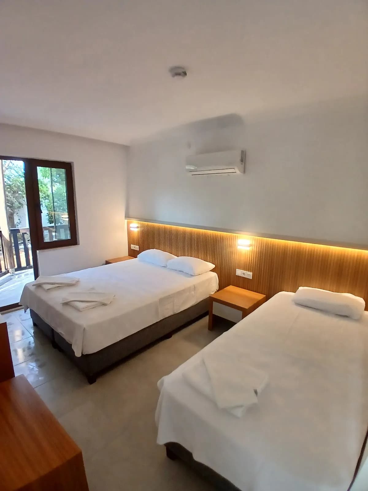 On Hotel - photo 5