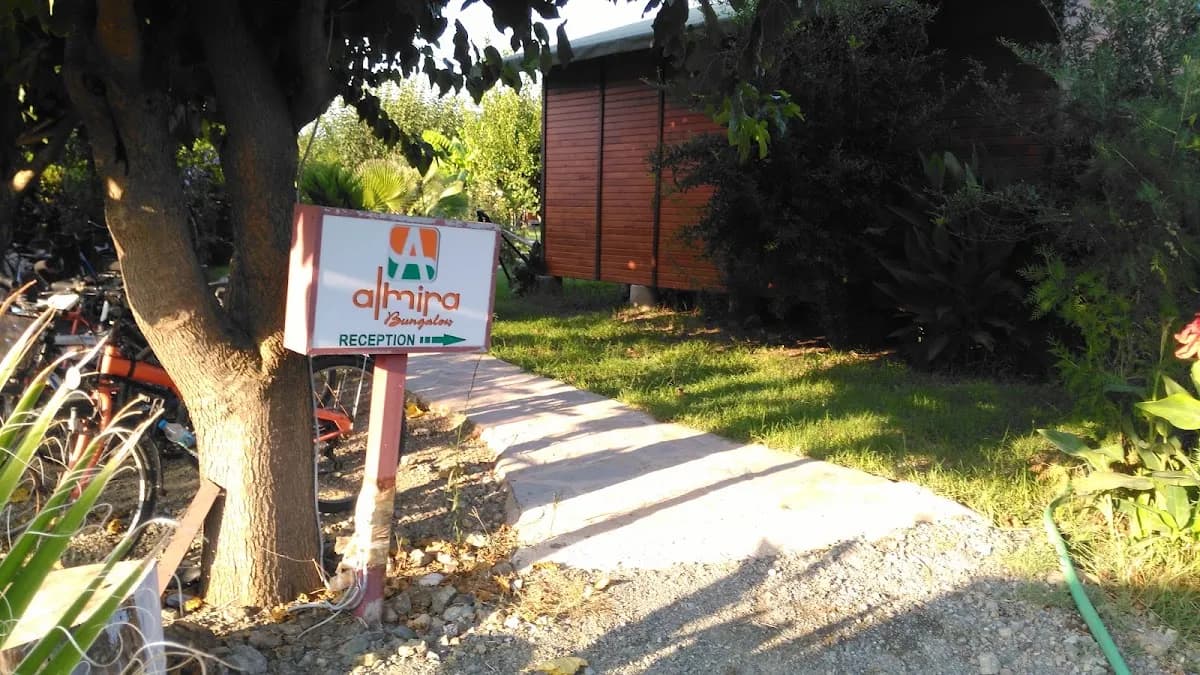 Almira Bungalow