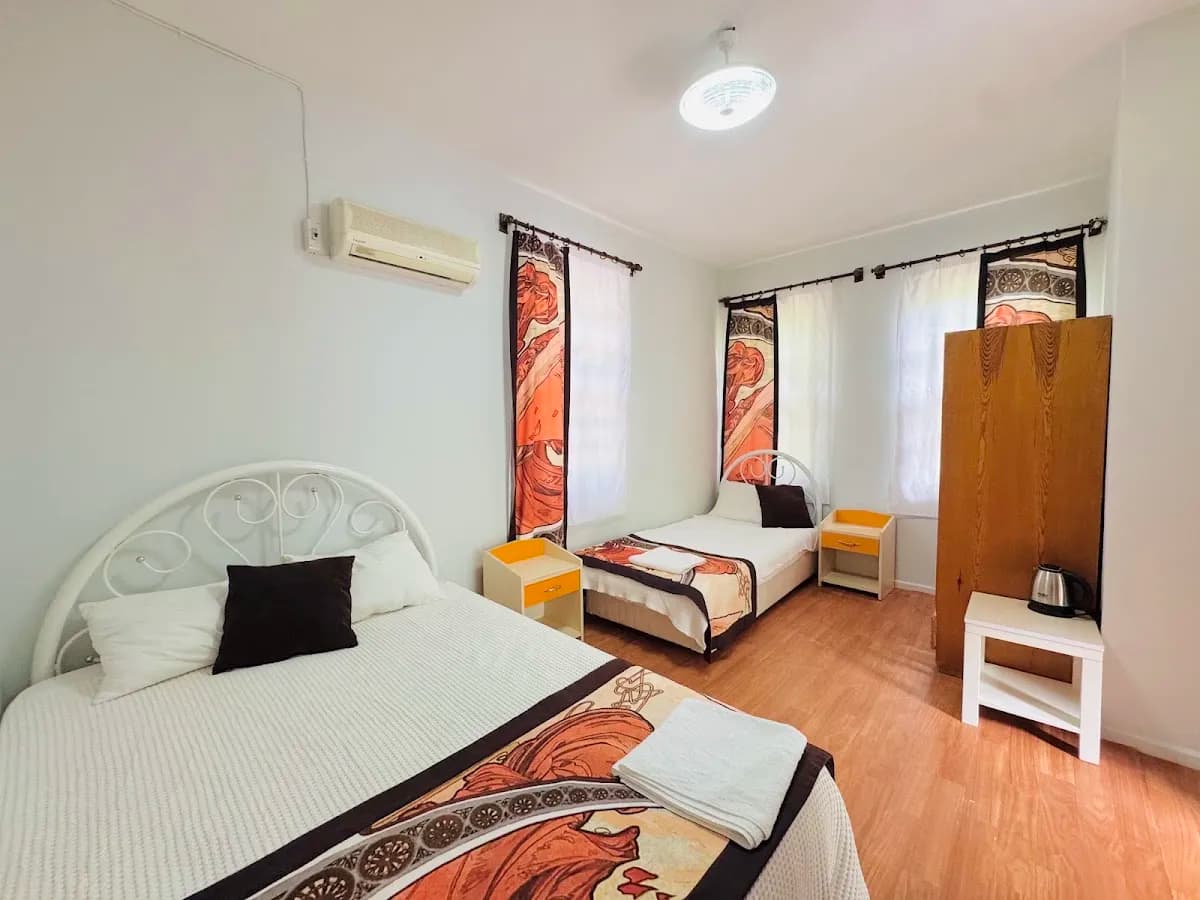 Artemis Hotel - photo 2