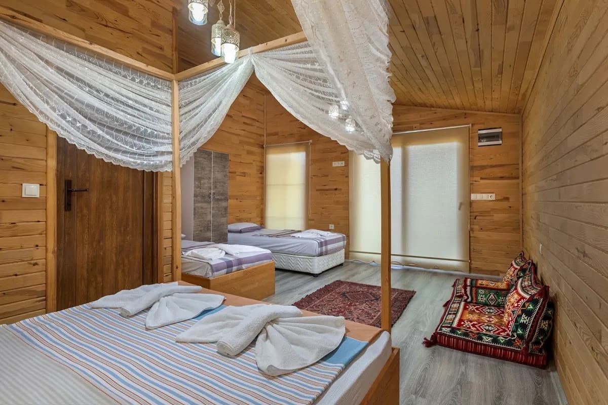 Çıralı Flora Pansion - photo 2