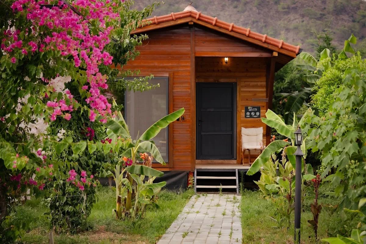 Lemon Garden Lodge