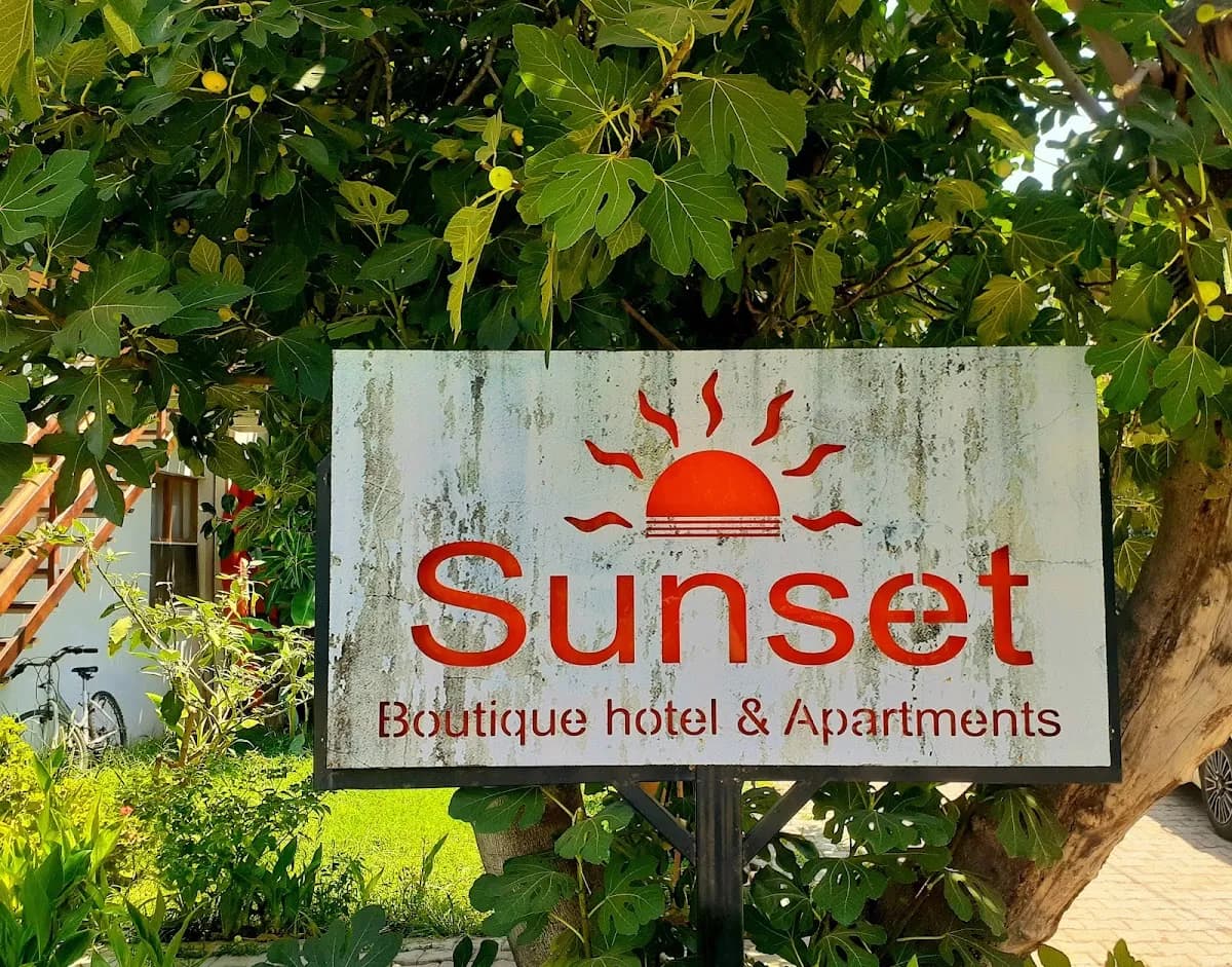 Sunset Pension - photo 3