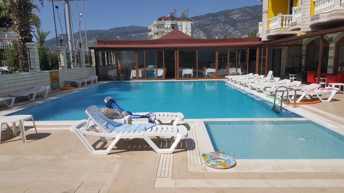 Amelas Gold Hotel