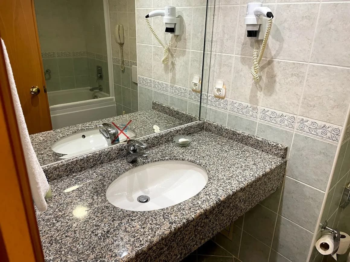 Presa Di Finica Hotel - photo 4