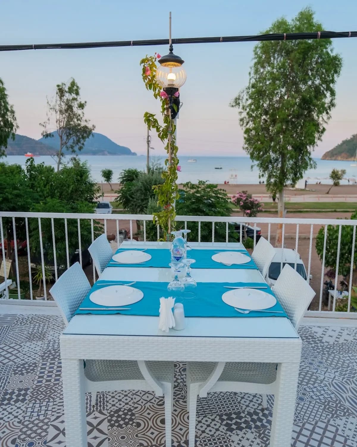 Mywayadrasan pansiyon restaurant