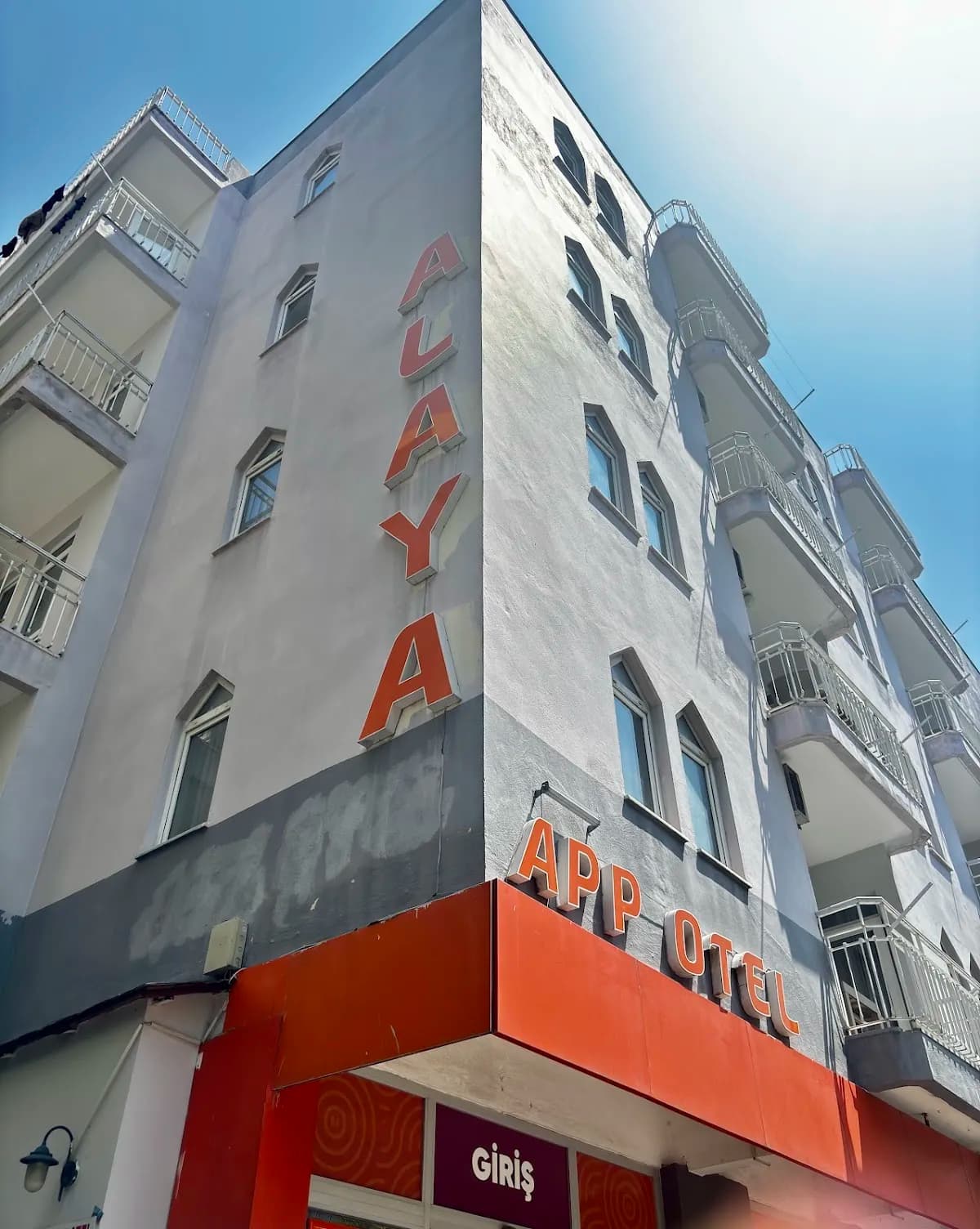 Alaya Apart Hotel
