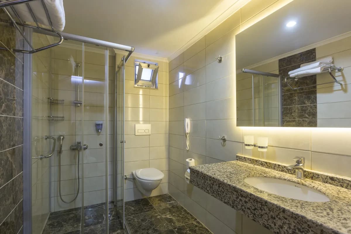 Lonicera City Hotel - photo 4