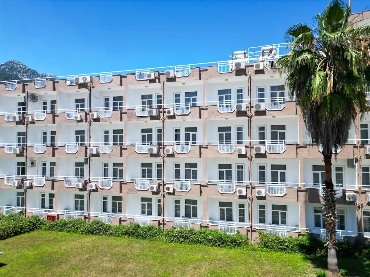 Marinez Hotel - photo 8