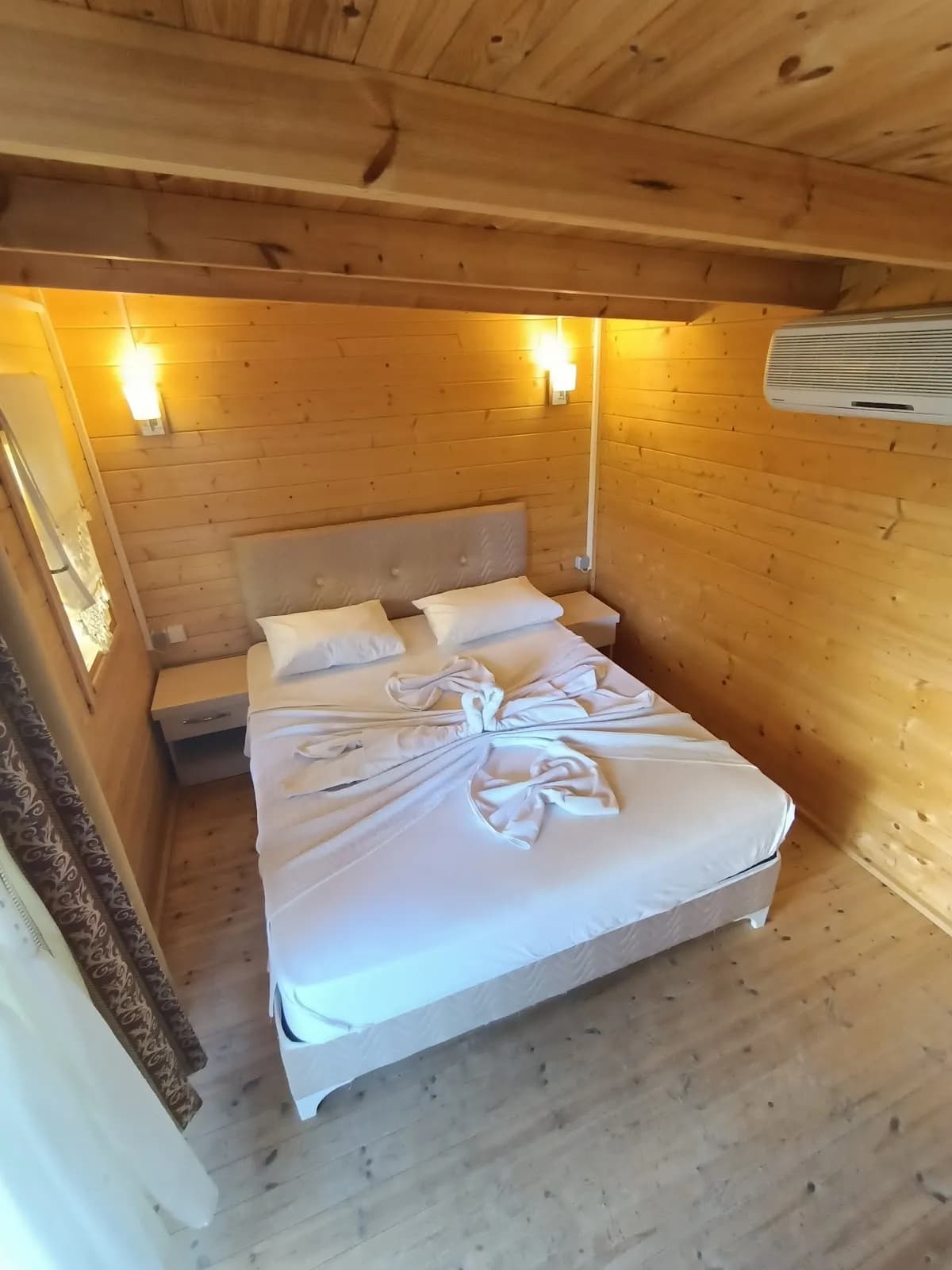 Felicity Hotel & Bungalows - photo 6