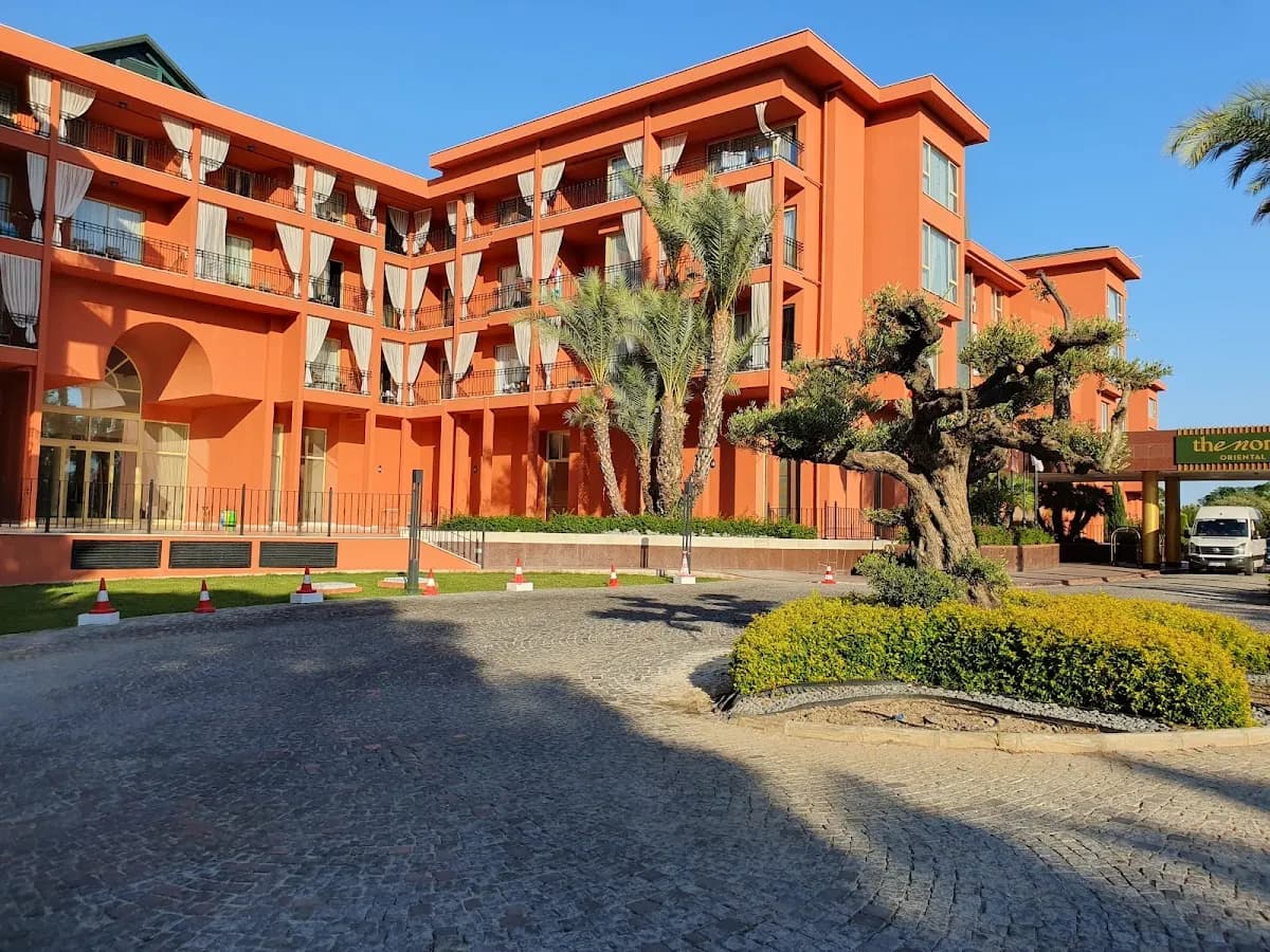 The norm Oriental hotel - photo 5