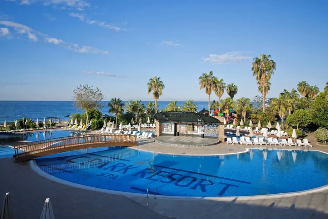 MC Beach Park Resort - photo 4