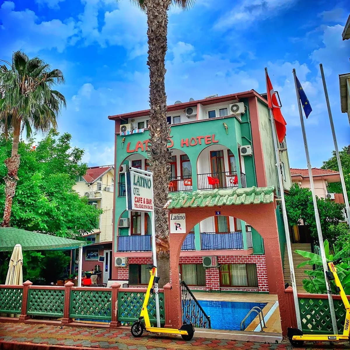 Latino Hotel