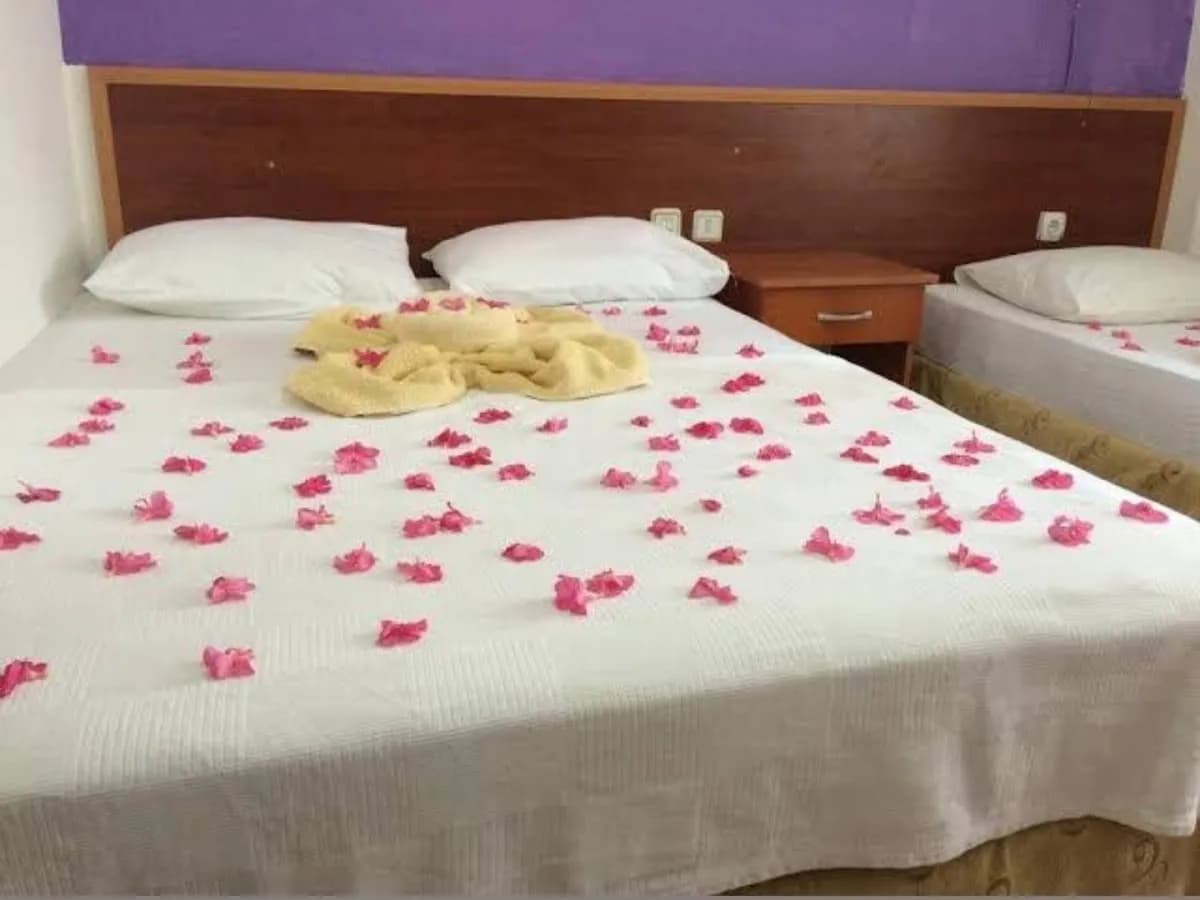 Latino Hotel - photo 2