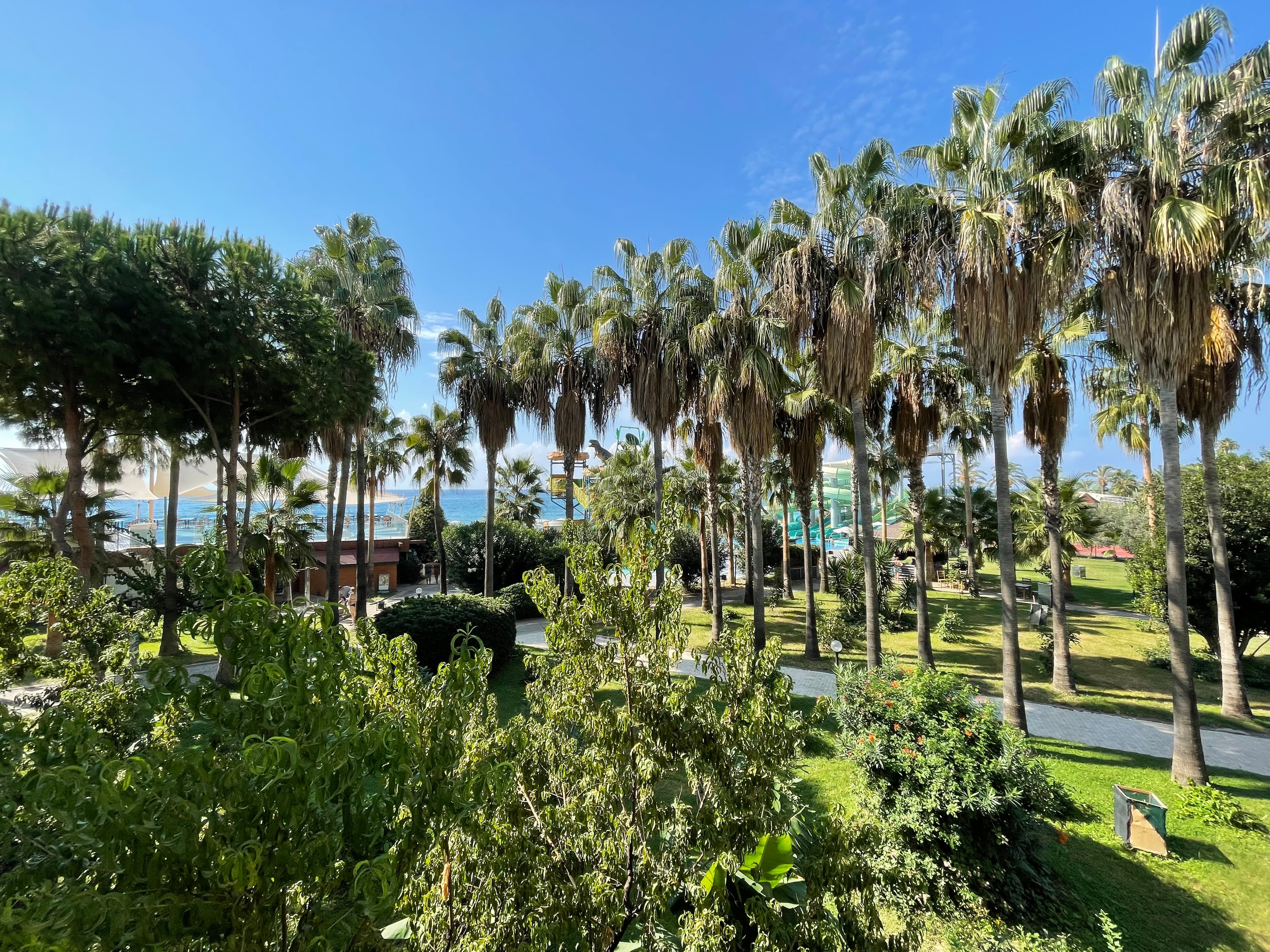 MC Beach Park Resort - photo 9