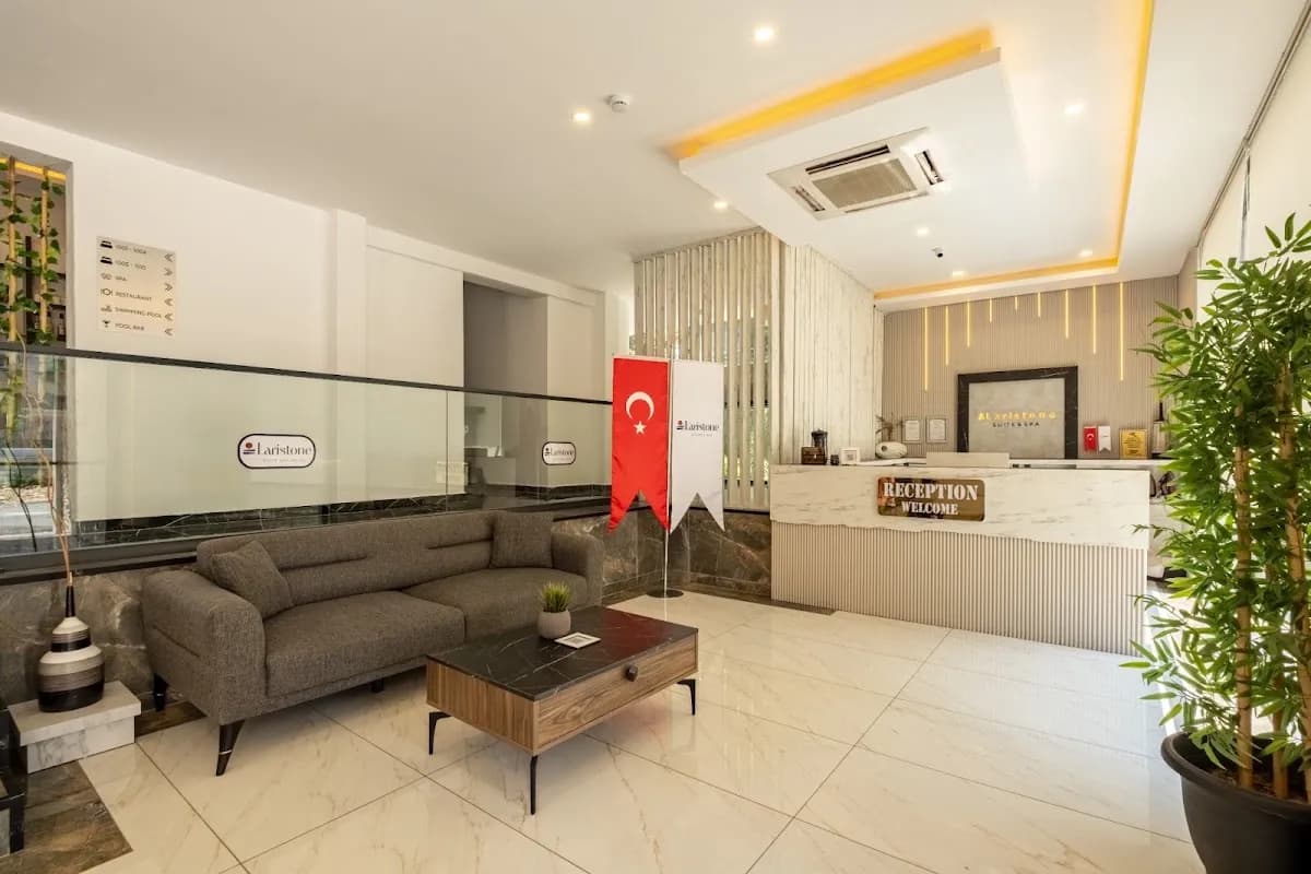 Laristone Suite Spa Hotel - photo 8