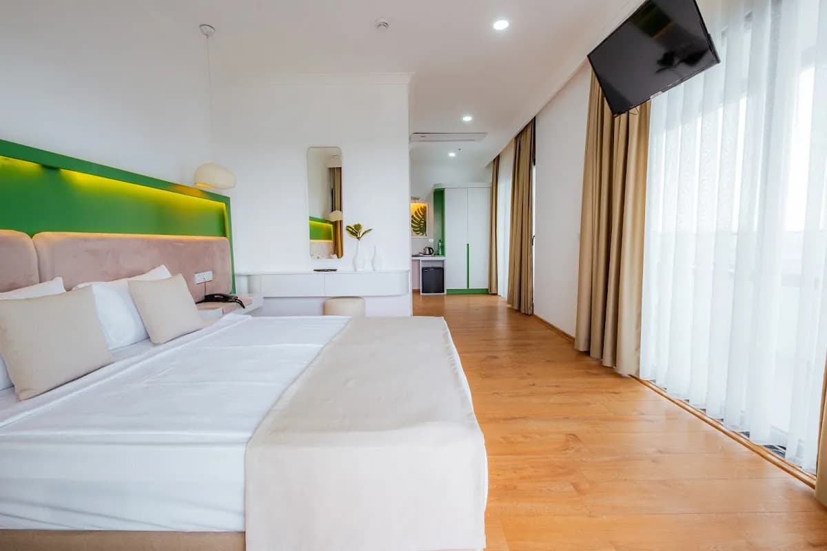 Regenesis Hotel & Spa - photo 2