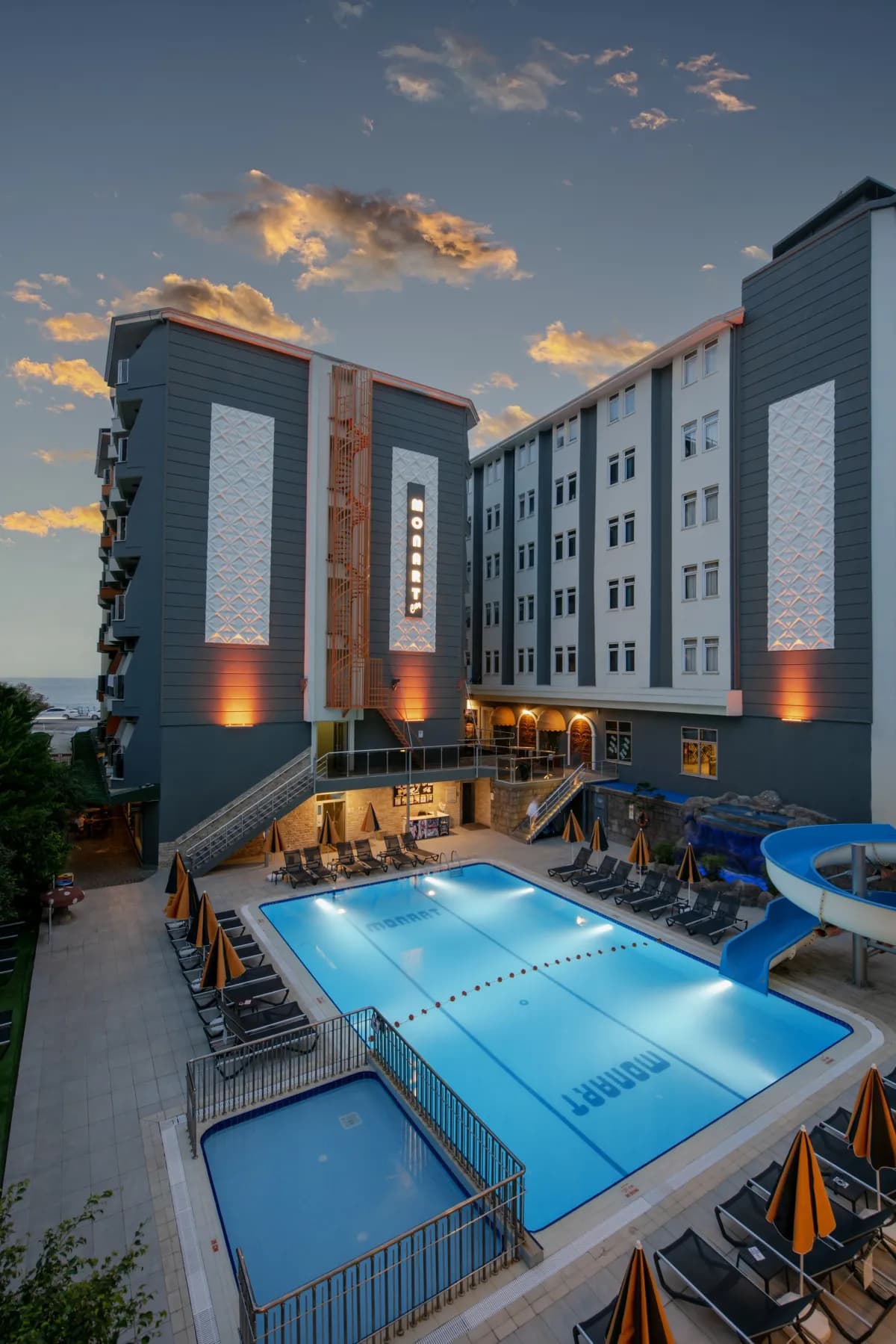 Monart City Hotel - photo 8
