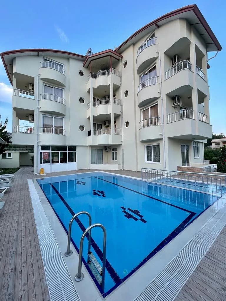 adems apart otel