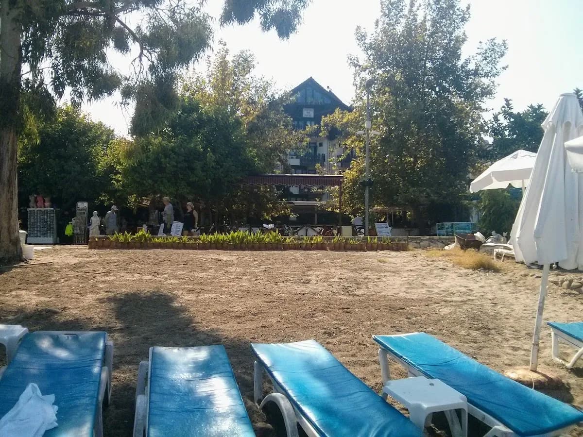 Neptun Hotel - photo 3