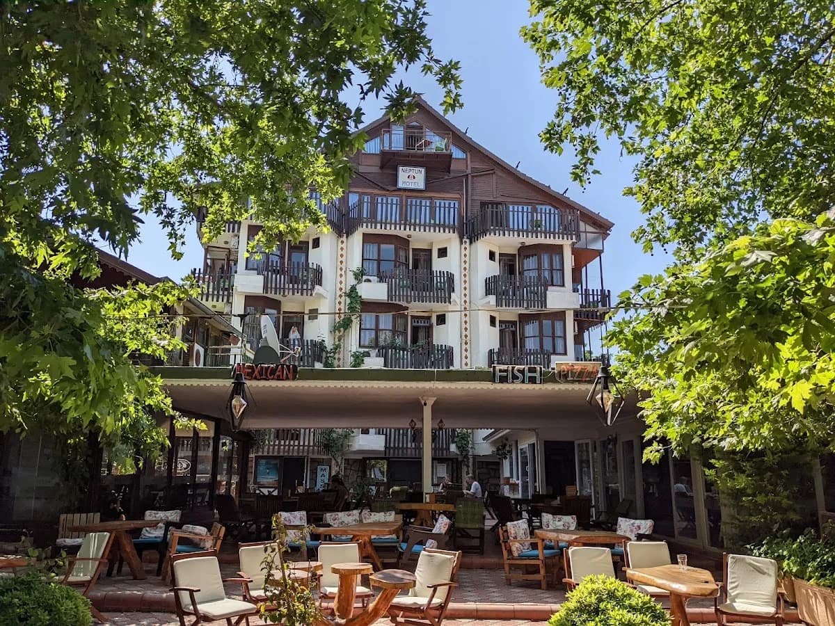 Neptun Hotel - photo 10