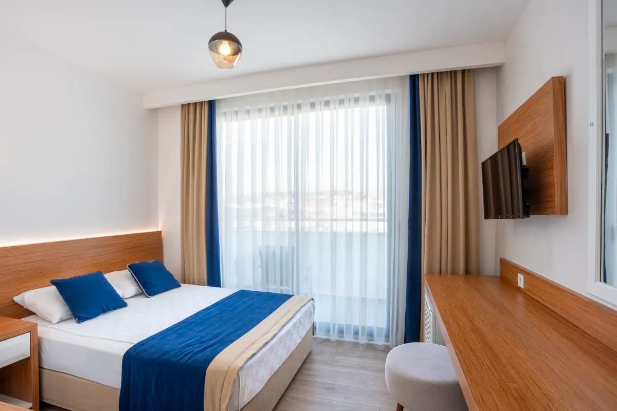 The Sansa Hotel & Spa - photo 8